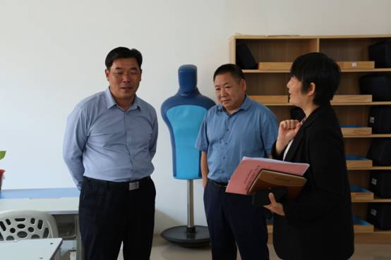 https://www.kfwyxy.edu.cn/__local/2/83/0C/FE5CB06757C8621D41AFA032516_FE0F2B48_4DFB.png