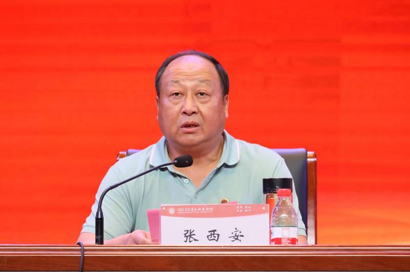 https://www.kfwyxy.edu.cn/__local/4/27/A4/2024132E9EAAF8307AF25980DC1_327A6287_17B17.jpg