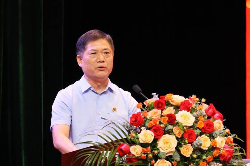 https://www.kfwyxy.edu.cn/__local/0/AB/C6/66BD2DC00712263A59ED4B19DE5_D7212EA5_204B0.jpg